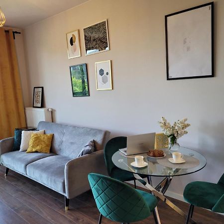 Vizzit Us Premium Apartments Marina Mokotow 华沙 外观 照片